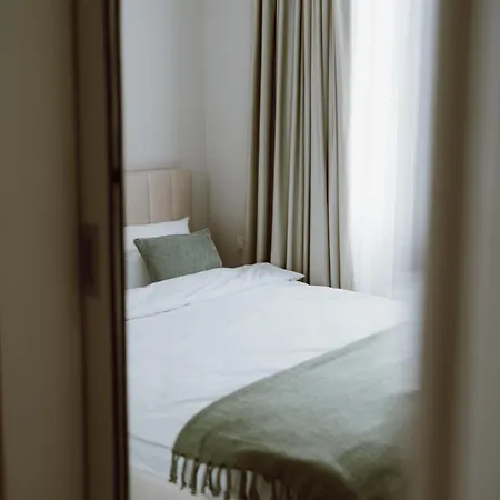 Sxb Skyline Luxury Suite-3