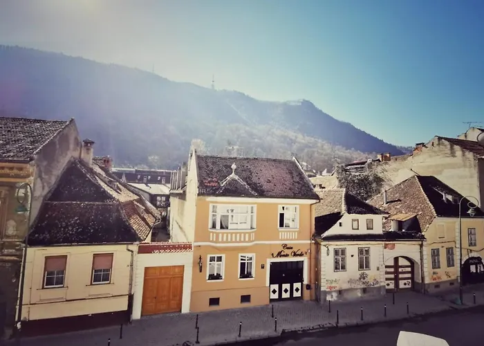 Sunrise Cerbului ( Brasov Old Center)